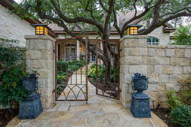 8633 Navidad Drive Austin